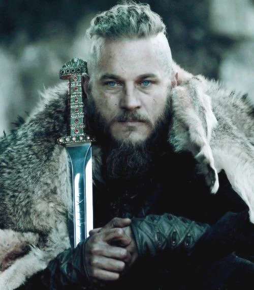 cast of vikings ragnar