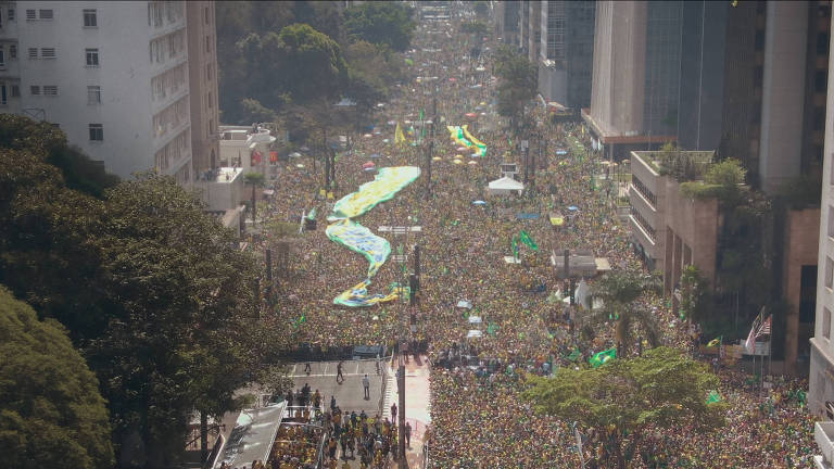 Apocalypse in the Tropics: Oscar-Nominated Documentary on Netflix