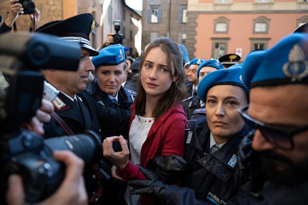 The Twisted Tale of Amanda Knox – Justice, Media, and Truth