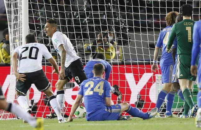 Gol de Paolo Guerrero em Corinthians x Chelsea, no Mundial de Clubes 2012